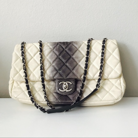 CHANEL Handbags - {CHANEL} RARE Ombré Jumbo Single Flap Caviar Bag
